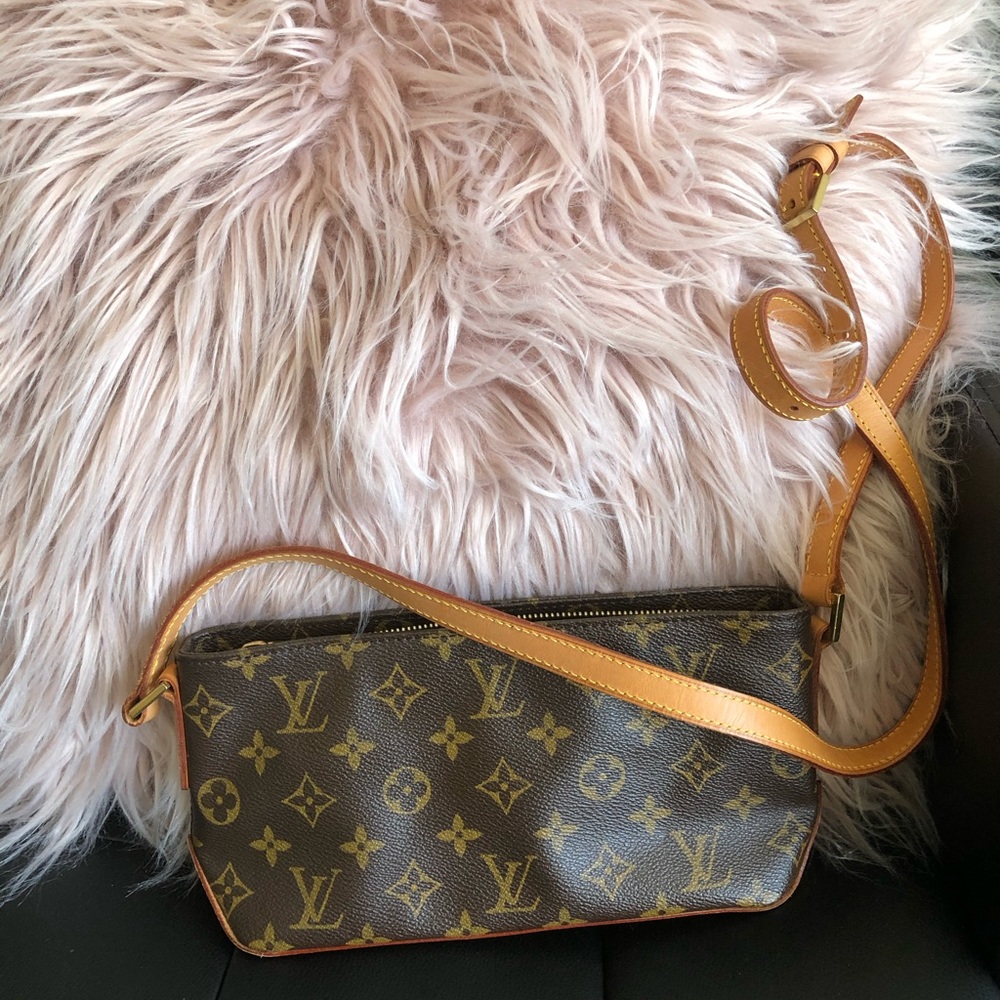 Louis Vuitton Handbag!